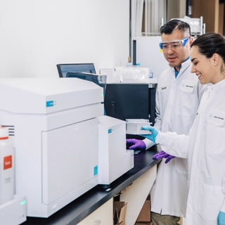NovoCyte Opteon Spectral Flow Cytometer Systems 3-5 Lasers